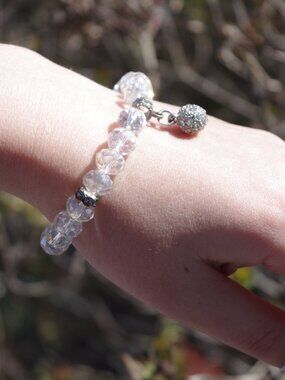 Ladies Real Crytals Stretch Bracelet With a Silver Pendant